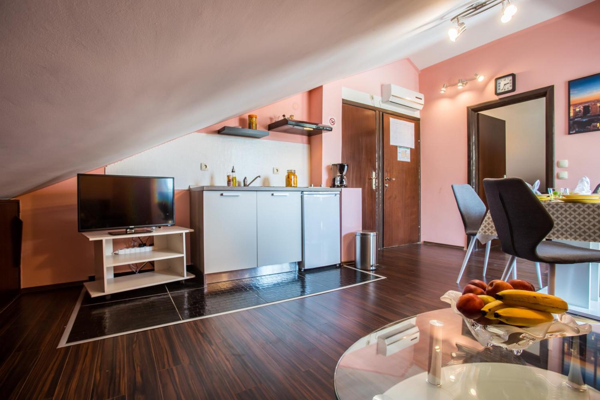 Apartments Tb Porat  Rum bild